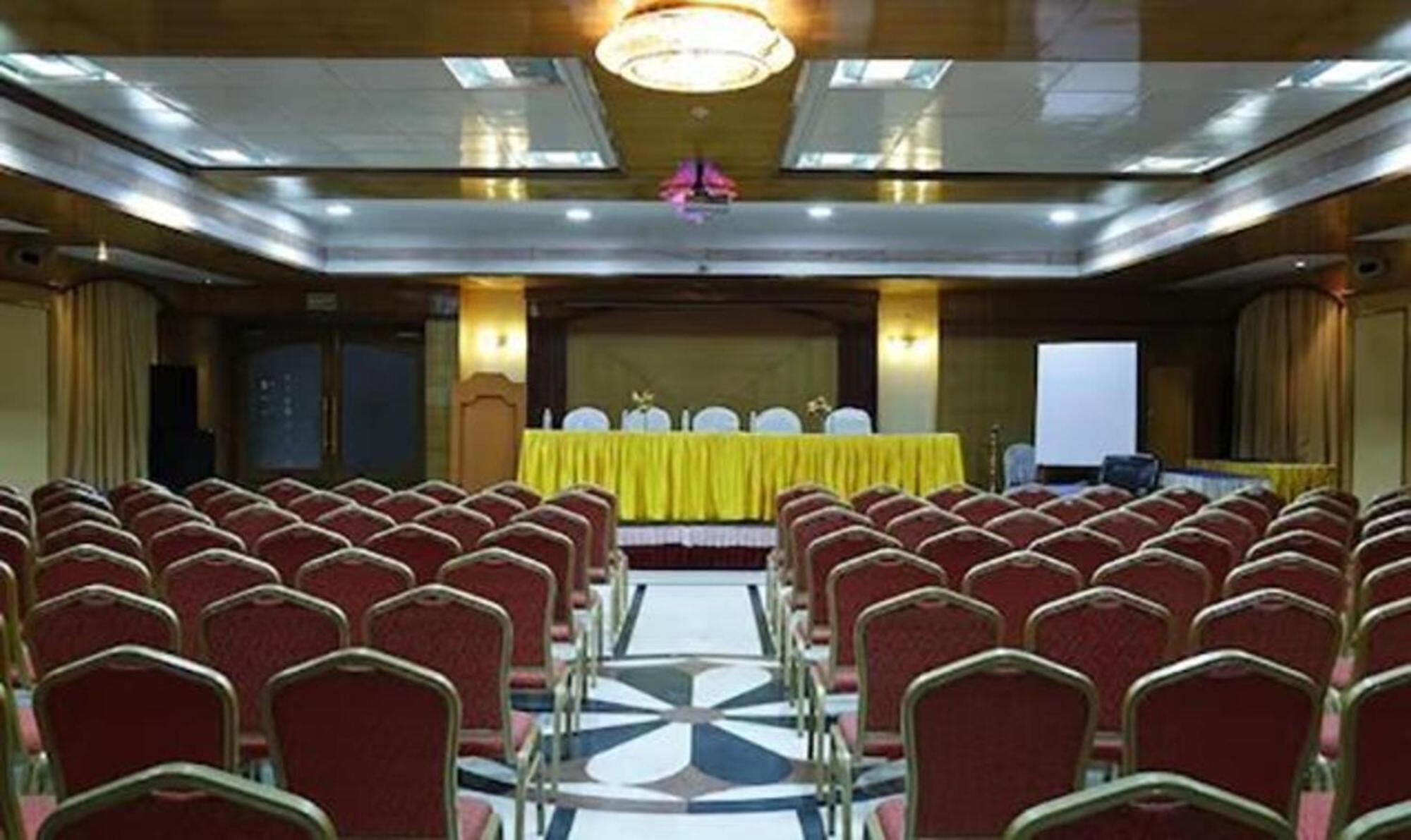 Fabhotel Prime Chennai Deluxe エクステリア 写真