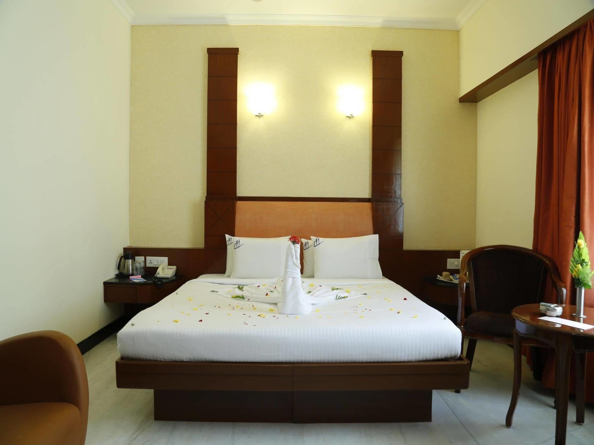 Fabhotel Prime Chennai Deluxe エクステリア 写真